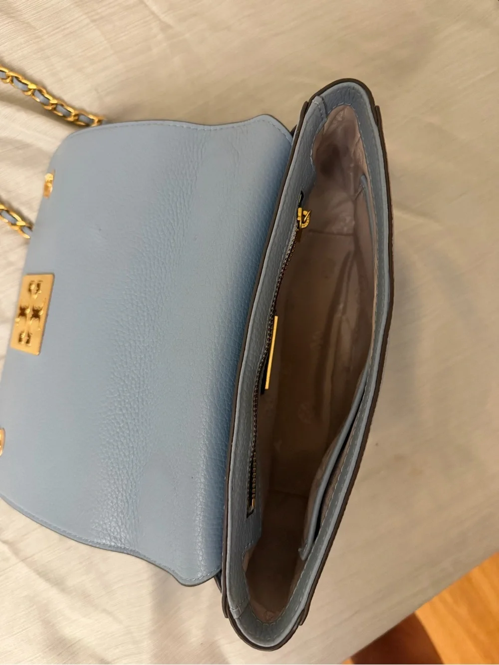 Tory Burch Light Blue Leather Shoulder Bag with Gold Chain